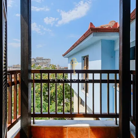 Zennova #72 Tsinari Luxury - Private Parking Appartement