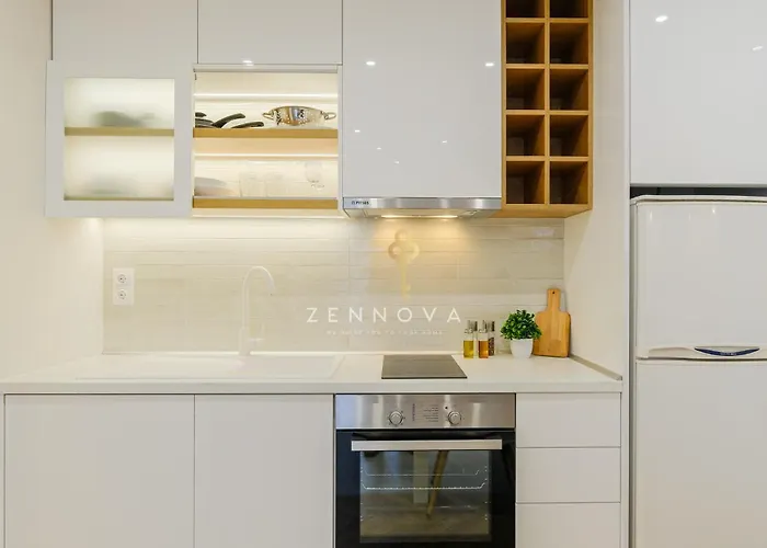 Zennova #72 Tsinari Luxury - Private Parking Apartamento *